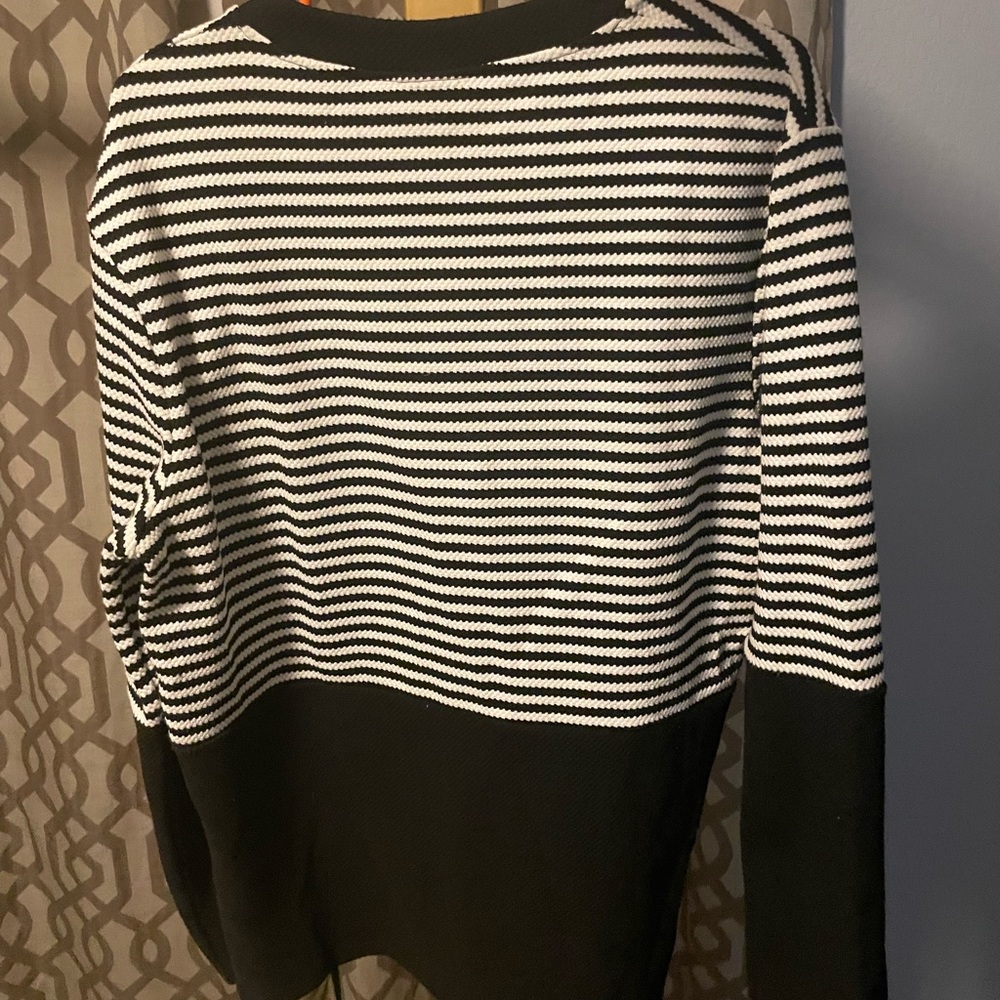 Lite sweater